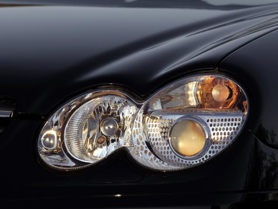  Mercedes-Benz SL350 2006 года  (фото 14 из 22)
